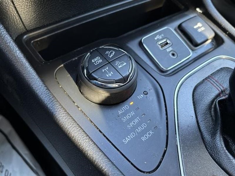 2020 Jeep Cherokee Trailhawk