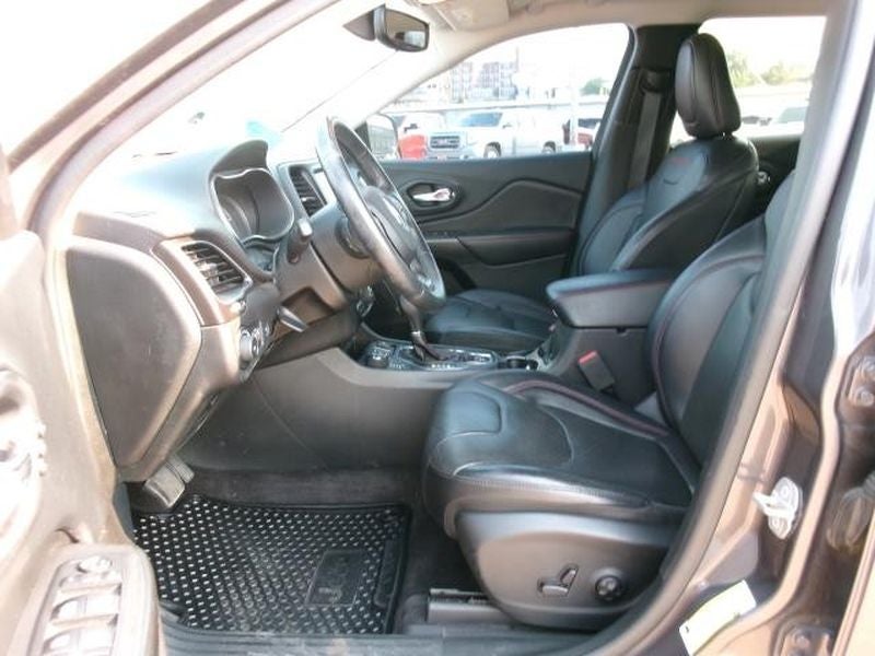 2019 Jeep Cherokee Trailhawk Elite