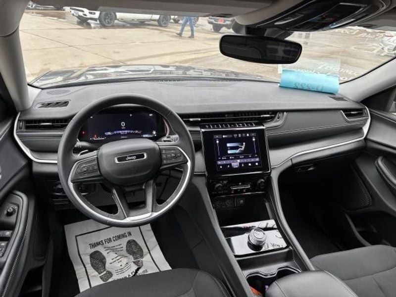 2024 Jeep Grand Cherokee Laredo X