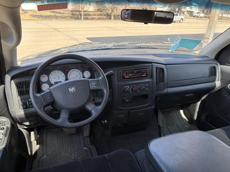 2004 Dodge Ram 1500 SLT