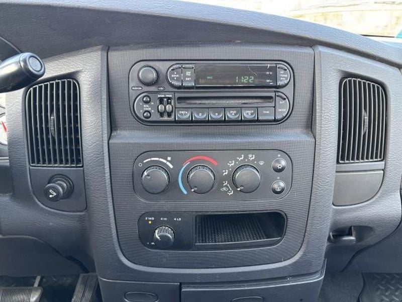 2004 Dodge Ram 1500 SLT