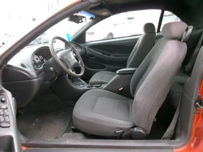 1999 Ford Mustang Base