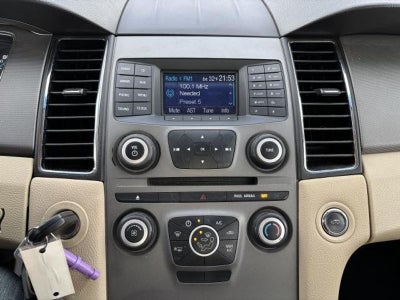 2014 Ford Taurus SE