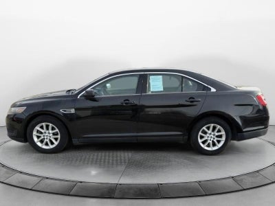 2014 Ford Taurus SE