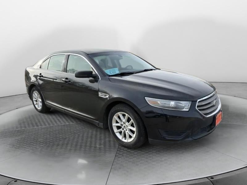 2014 Ford Taurus SE