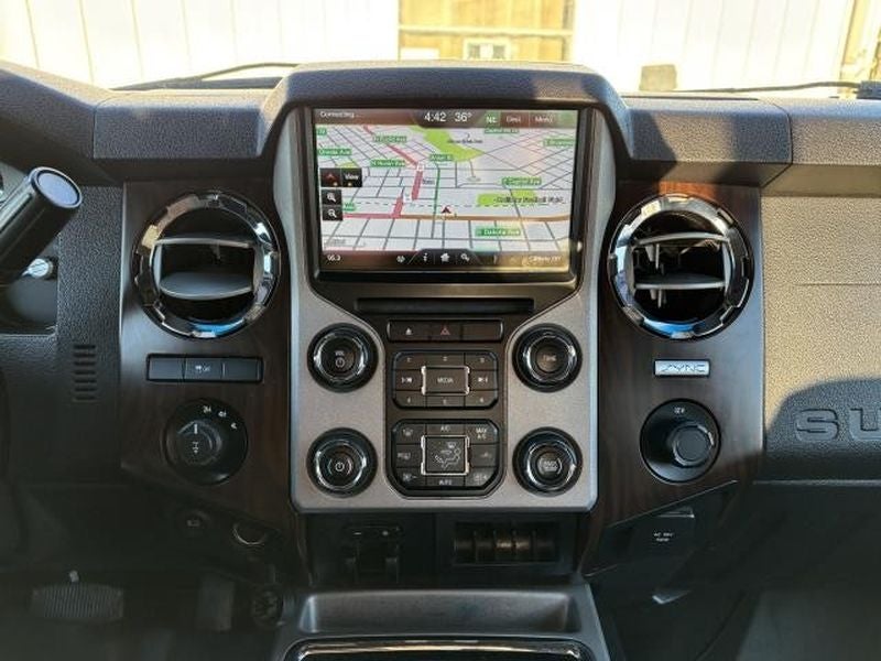 2016 Ford Super Duty F-350 SRW Platinum