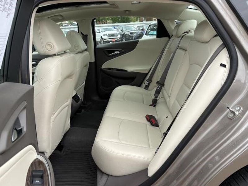 2024 Chevrolet Malibu 2LT