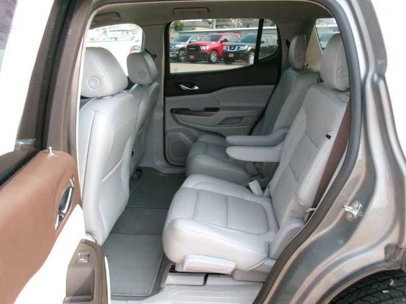 2019 GMC Acadia SLT