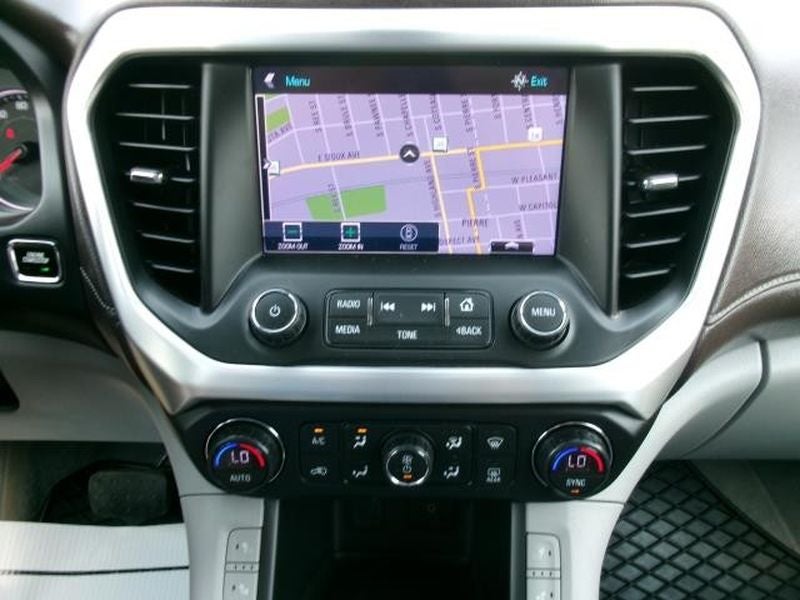 2017 GMC Acadia SLT