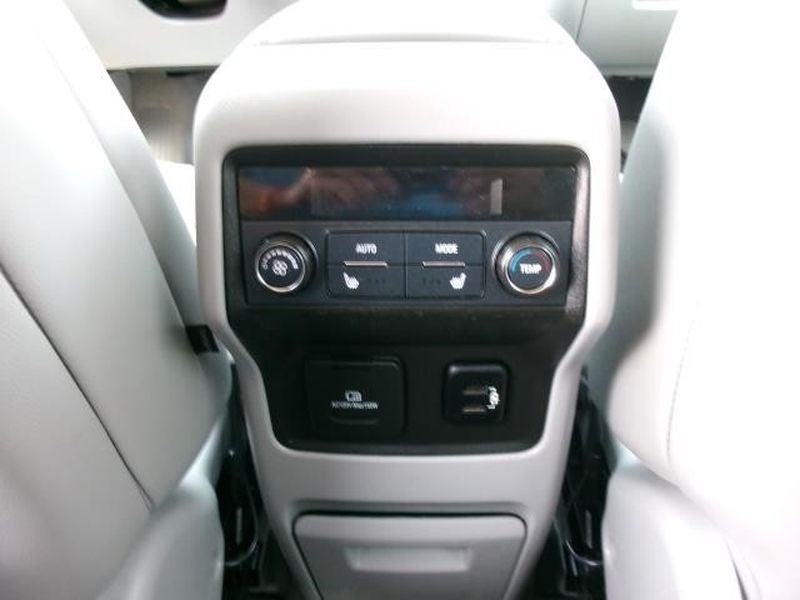 2017 GMC Acadia SLT