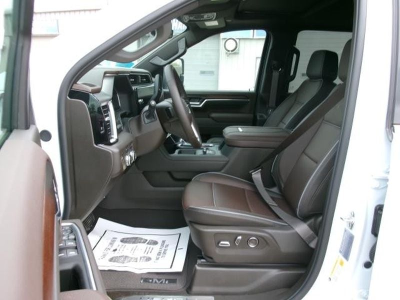 2026 GMC Sierra 3500 HD Denali DRW