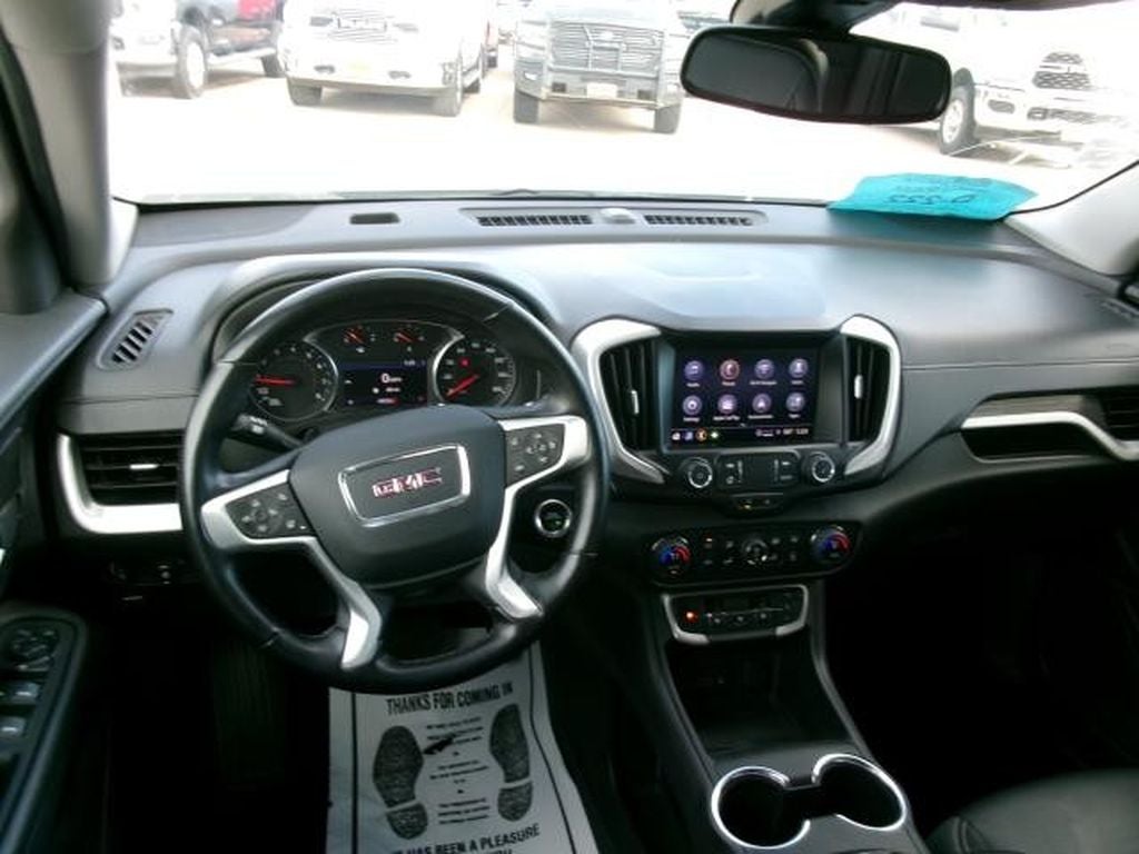 2024 GMC Terrain SLT