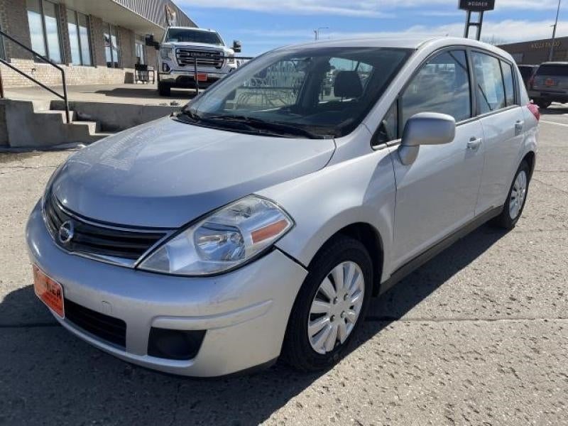 2011 Nissan Versa 1.8 S