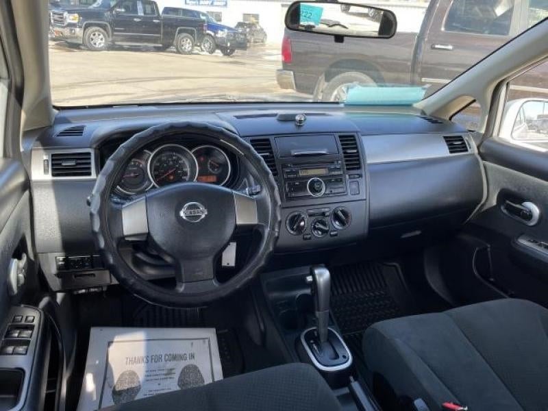 2011 Nissan Versa 1.8 S