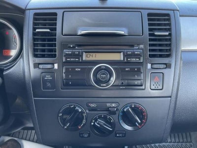 2011 Nissan Versa 1.8 S