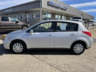 2011 Nissan Versa 1.8 S