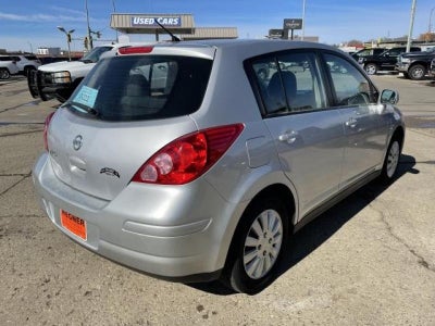 2011 Nissan Versa 1.8 S