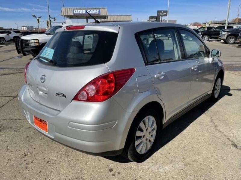 2011 Nissan Versa 1.8 S
