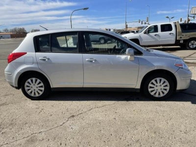 2011 Nissan Versa 1.8 S