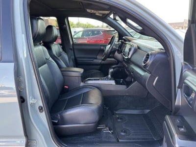 2022 Toyota Tacoma 4WD SR