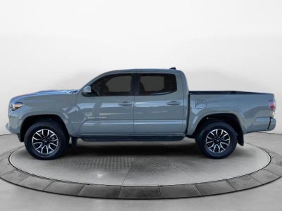 2022 Toyota Tacoma 4WD SR