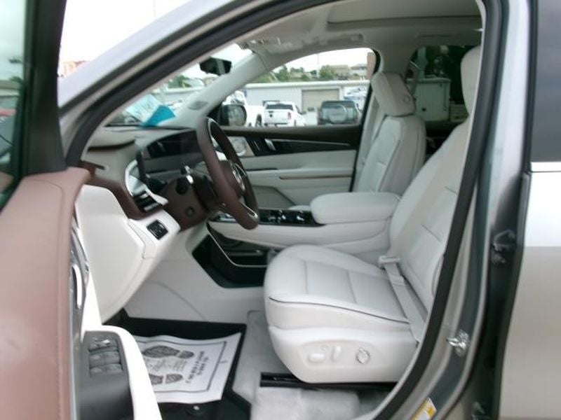 2026 Buick Enclave Avenir - Photo 9