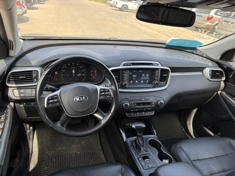 2019 Kia Sorento EX V6